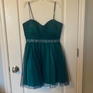 Emerald Green Short Homecoming/Prom Dress